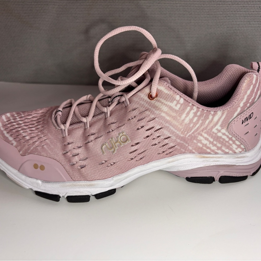 Ryka VIVID Women's Blush Athletic Shoes - Picture 5 of 9